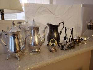 lot 72 image: Silverplated Serving Pitchers, Cream and Sugar Carrier with Spoons as shown