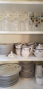 lot 48 image: Noritake Keltcraft Matching Dishes and Glasses