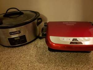 lot 173 image: George Foreman Evolve Grill System, Crockpot Model SCCPVFC609-S1 and Mini Crockpot