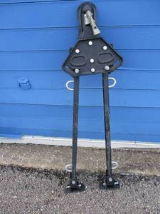 lot 11 image: Haul Master-5000 lb. capacity adjustable tow bar.