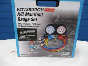 lot 54 image: NEW-Pittsburgh Automotive Refrigeration AC Manifold Gauge Set #62707,In travel case.