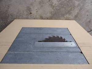 lot 59 image: SEARS Portable Saw With Adjustable Blade, Model 139-2