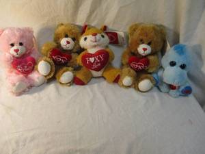 lot 108 image: 3-Sweetheart Teddy Valentines Day Bears, 1-Fox and 1-Dragon