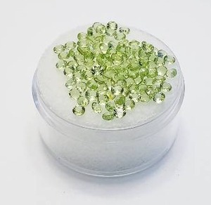 lot 17 image: Lot of Peridot Gems