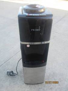 lot 39 image: PRIMO WATER DISPENSER MODEL 900127