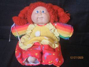 lot 47 image: VINTAGE CABBAGE PATCH DOLL
