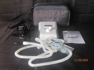 lot 112 image: PHILLIPS RESPIRONICS DREAMSTATION HEATED HUMIDIFIER C-PAP