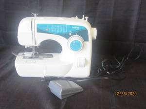 lot 128 image: BROTHER XL-2600i SEWING MACHINE