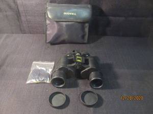 lot 154 image: BUSHNELL INSTA FOCUS BINOCULARS IN CARRY BAG WITH STRAP