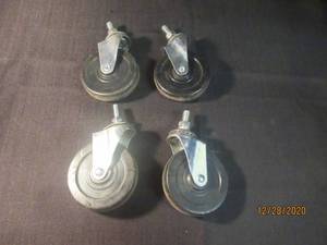 lot 156 image: 4 CASTERS 4
