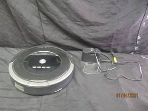 lot 183 image: IROBOT ROOMBA 880 WDOCKING STATION