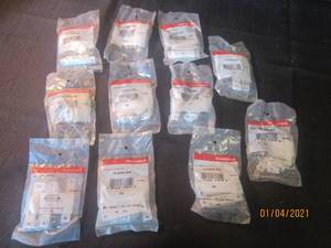 lot 96 image: 11 HONEYWELL MAGNETIC CONTCTS MODELS 7939WG-WH