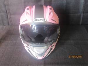 lot 230 image: SEDICI LADIES MOTORCYCLE HELMET SIZE XS