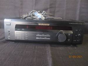 lot 295 image: SONY AMFM STEREO RECEIVERSTR-DE135