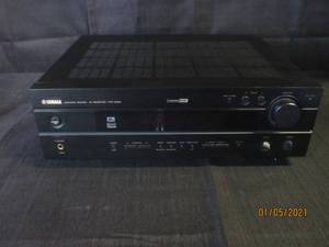 lot 298 image: YAMAHA NATURAL SOUND AV RECEIVER HTR-5550