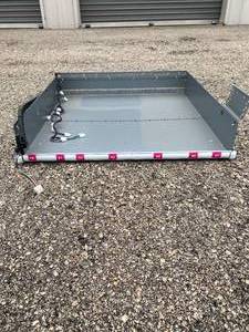 lot 261 image: Vending Tray with connector Harness