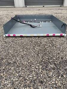 lot 263 image: Vending Tray with connector Harness