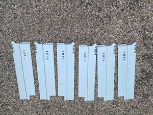 lot 314 image: Tall Dividers for Vending trays