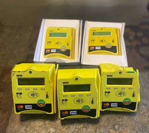 lot 354 image: Nayax VPOS 3 Cashless Payment Card Readers