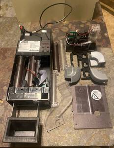 lot 394 image: Jofemar J2000 MDB Coinmech WT15 USA