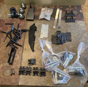 lot 435 image: Miscellaneous Vending Machine Parts