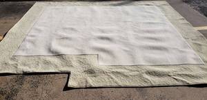 lot 33 image: Off White Custom Sized Area Rug 125x142