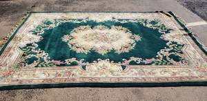 lot 34 image: Pagoda Green Area Rug 140x86