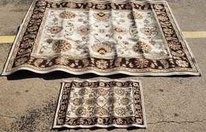 lot 38 image: Alto Cream and Dk Wine Colored Rug with Matching Smaller Rug 78x60 and 20x30