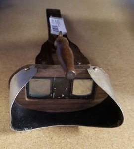 lot 43 image: Antique Stereoscope