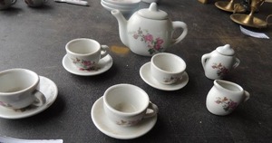 lot 158 image: 13 piece miniature tea set  pink floral design made in China