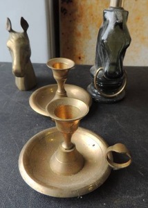 lot 159 image: Brass Horse head, BRASS CANDLE STICK HOLDERS X 2,  and Avon horse head perfume bottle