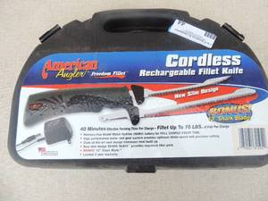 lot 44 image: American Angler cordless rechargeable fillet knife brand new in case includes bonus blade