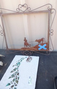 lot 60 image: MOSAIC  L24 w12  and METAL Cowboy frame 26L 24w