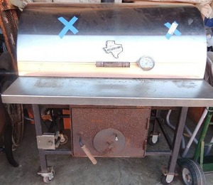 lot 78 image: Pitts and Spits Custom BUILT BBQ PITT  SMOKER  has a Propane attachment  36x34w H46   HEAVY (BRING LIFTING ASSITANCE)