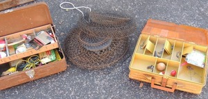 lot 94 image: Fishing lot- 2 tackle boxes with some items inside plus 2 fish baskets
