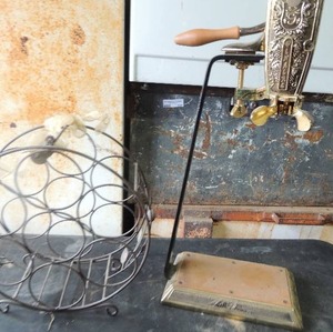 lot 181 image: Vinaire  Wine bottle opener  24 tall and 7 space wine rack