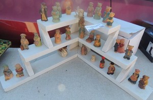 lot 190 image: Small white corner display shelf 16x8 bear, cat, and other figurines included