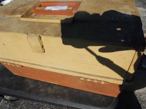 lot 203 image: Large tackle box full of gear