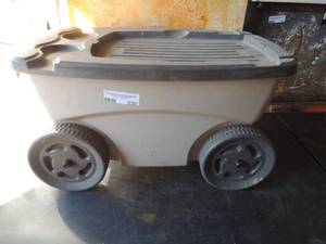 lot 230 image: GARDEN CART and assorted garden tools   container 23x12