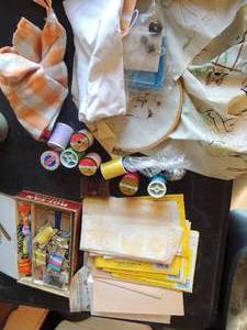 lot 252 image: Tub full sewing and quilting supplies generous quality