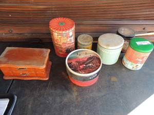 lot 256 image: 6 tins and a wooden jewlery box with one drawer