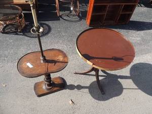 lot 25 image: Lot of 2  - Round side tables 26  lamp table 20x13x54