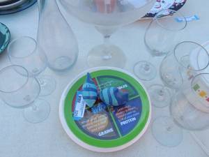 lot 325 image: Rival mini crock pot,  Fish S&P shakers   Paper plate holder glass decanter   5 wine large  glass