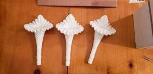 lot 52 image: Vintage Milk Glass Epergne 3 Horn Centerpiece Vase Hobnail Tulips (3 vases only, missing the bowl)