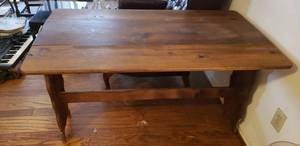 lot 156 image: Double Drop Leaf Table 48x27 with Heart Design, see Pictures
