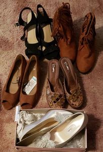 lot 120 image: Shoes with Tags or Rarely Used Size 8, 8 12 or 9 Includes Dyeables Beaded Wedding Shoes, see Pictures