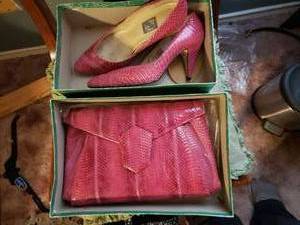 lot 249 image: Matching Pink Snake Skin Shoes and Clutch