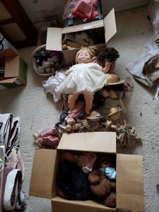 lot 126 image: Large assortment of Dolls and Plush Toys
