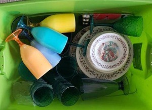lot 242 image: Plastic Cups and Plate Set