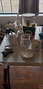 lot 266 image: Misc. Knick-Knacks Including 2 Honey Pots, Vintage Small Canon, Fomalities Porcelain Purse and More